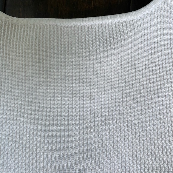 Babaton White Ribbed Tank Top - Picture 2 of 3